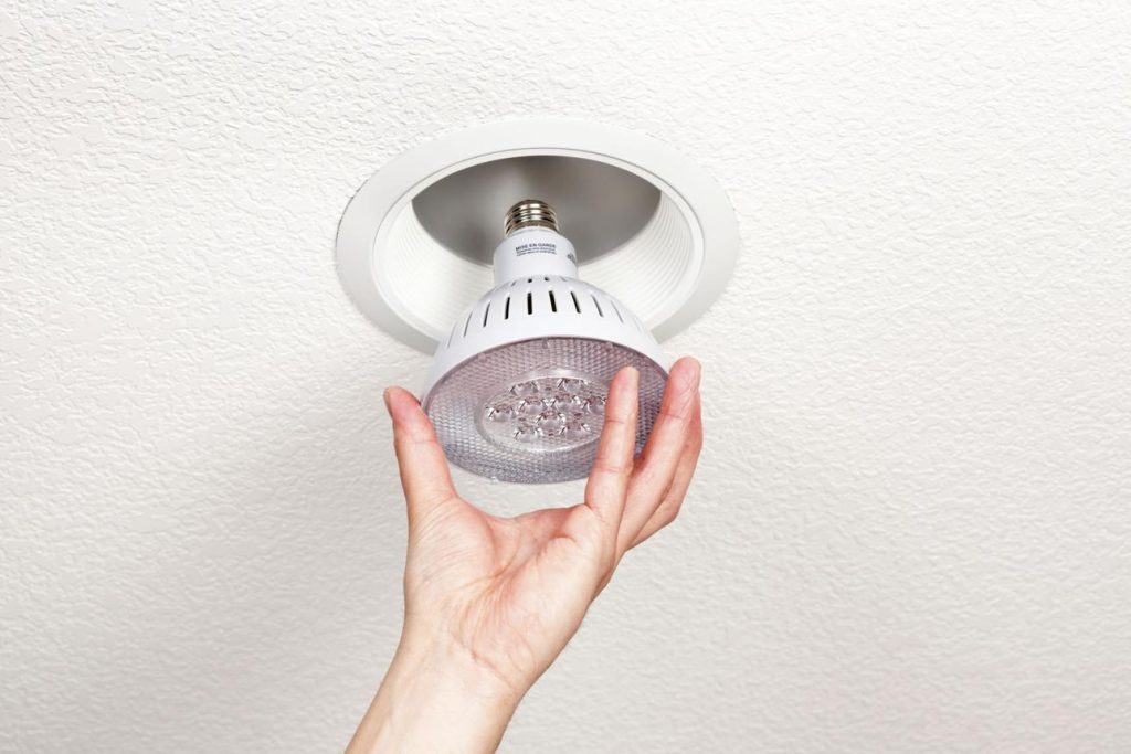 flood light is flickering