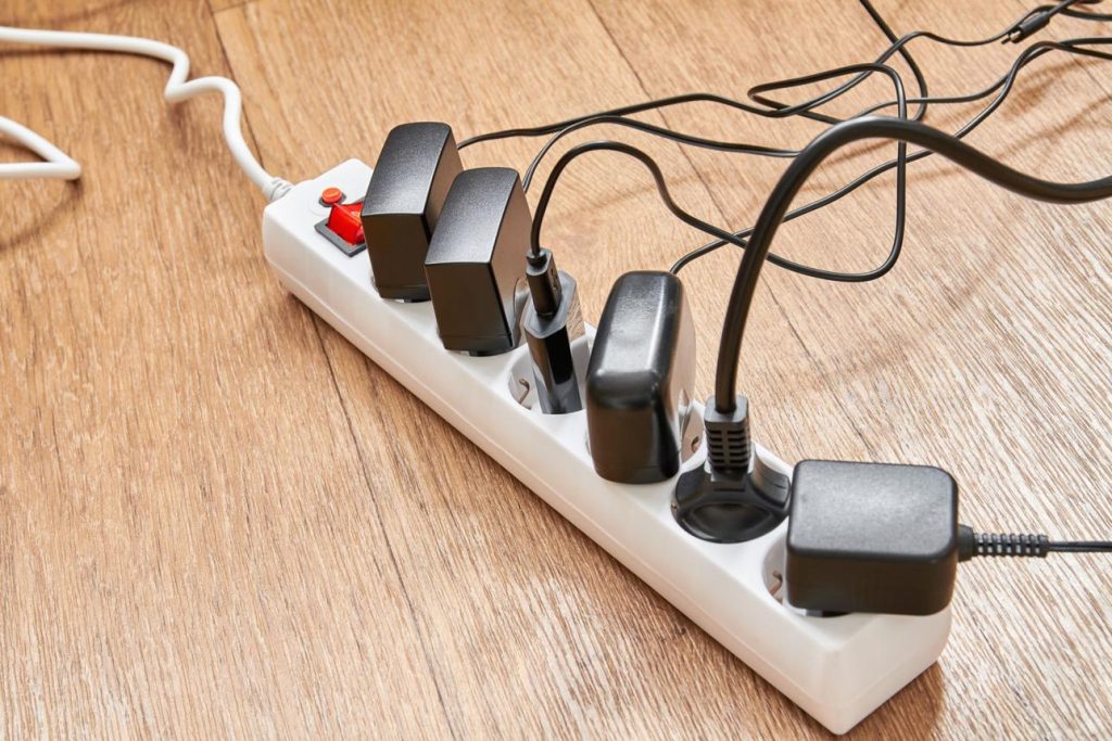 too many cords plugged into the same circuit