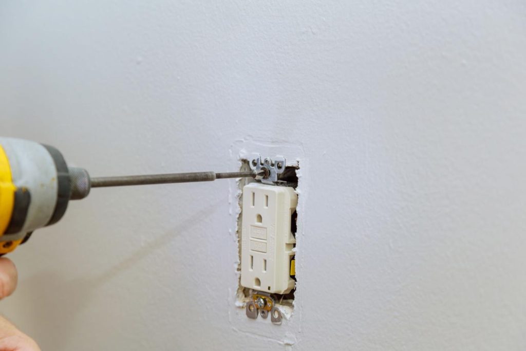 replacing the electrical outlet
